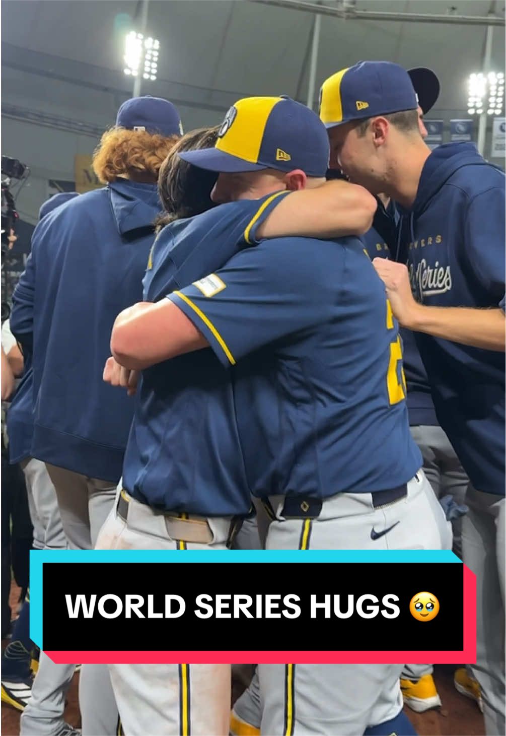 User SportScoop has posted a video.