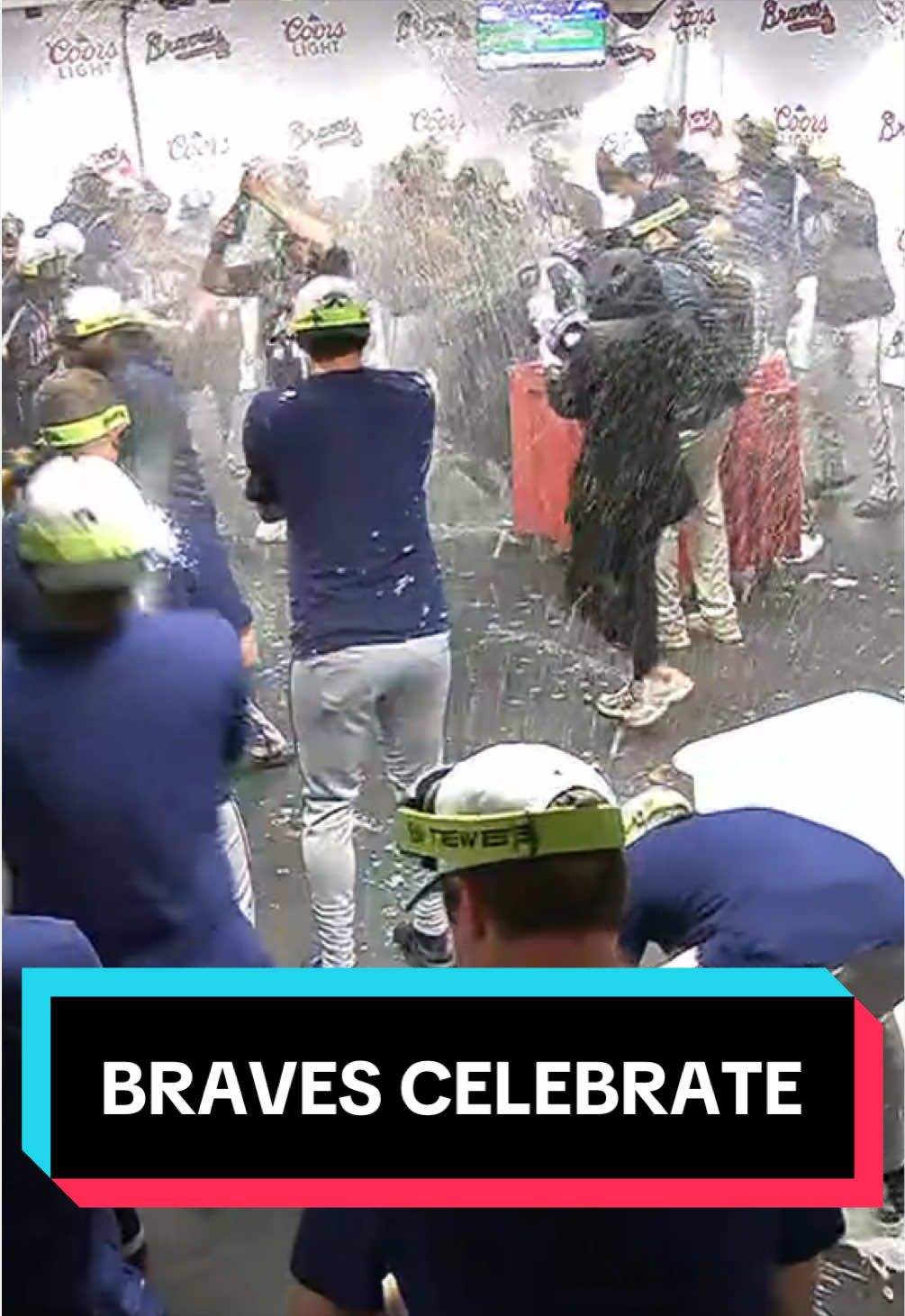 Walt Weiss and the Braves celebrate after winning the NL East title! 🤩