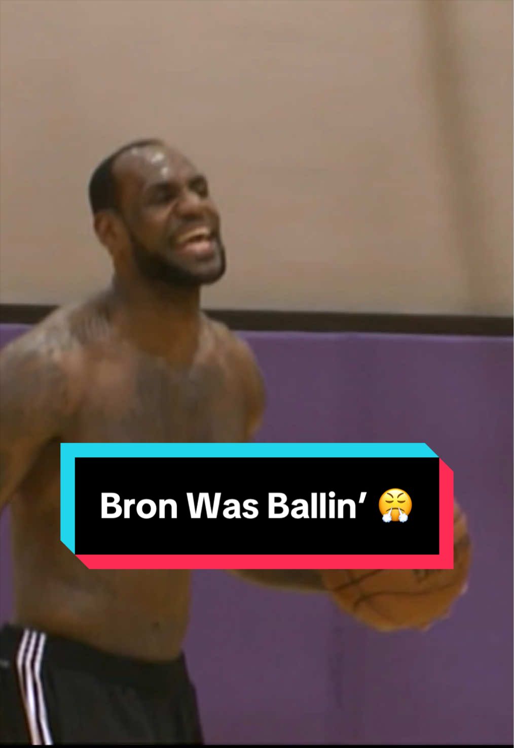 When LeBron was showcasing his athleticism 🤯