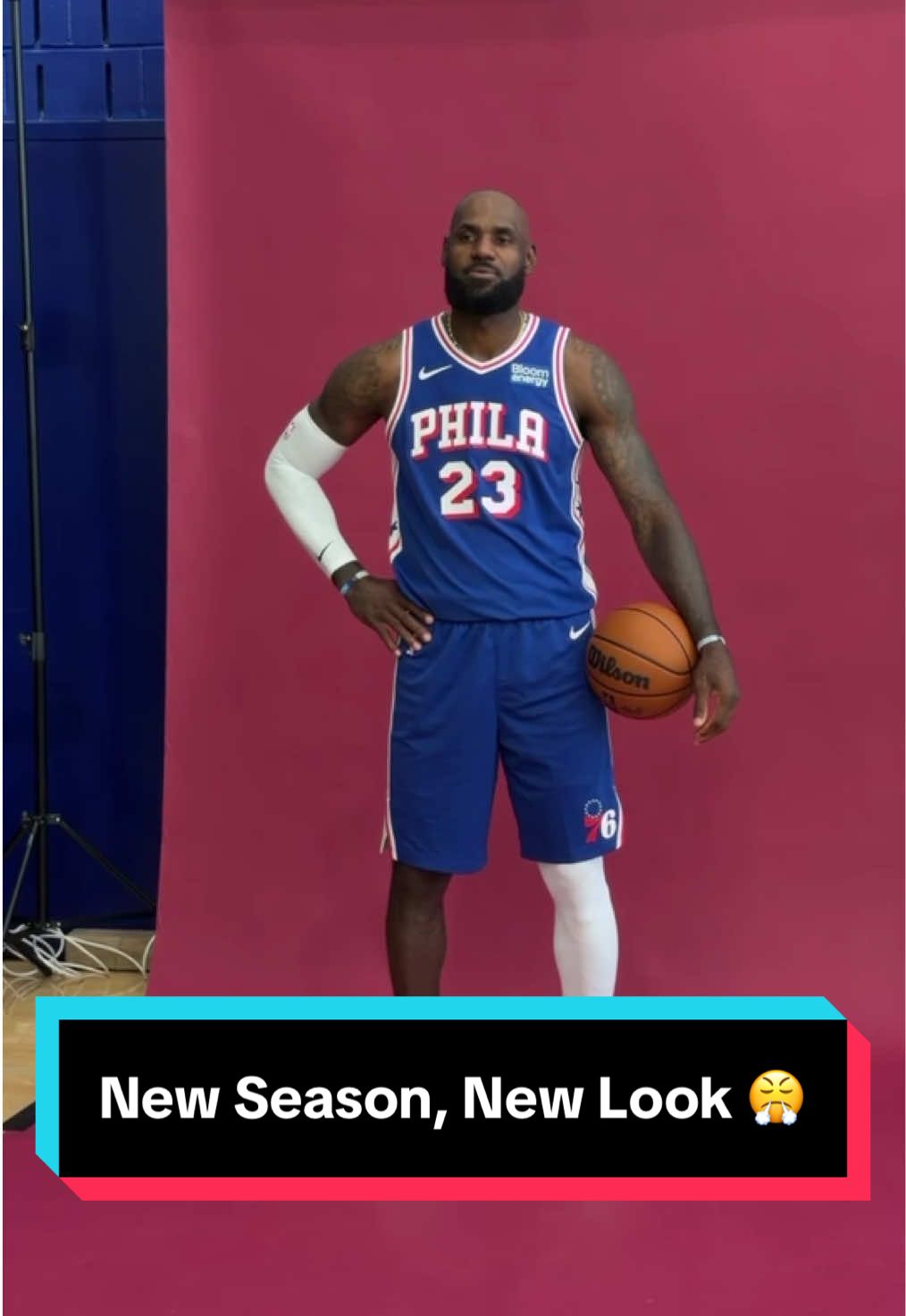 LeBron repping his new @Philadelphia 76ers threads 🧵 