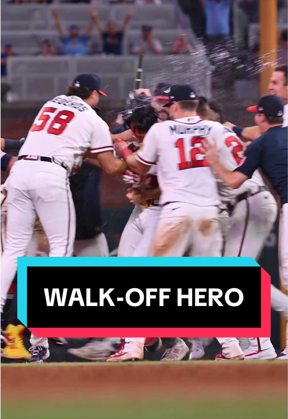 Ha-Seong Kim is the walk-off hero for the Braves!