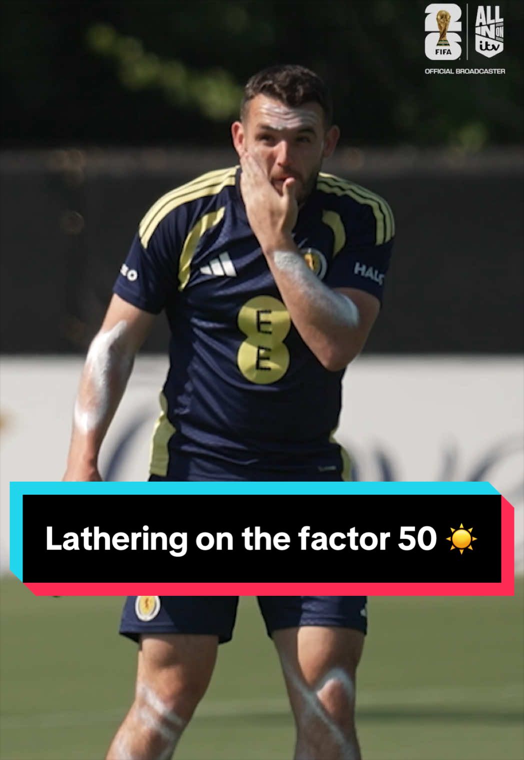 McGinn is taking no risks out in the Charlotte sun 😅