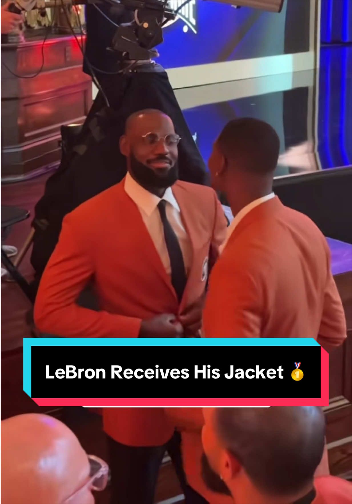 The moment LeBron got his HOF jacket  for the 2008 Redeem Team 🥇 