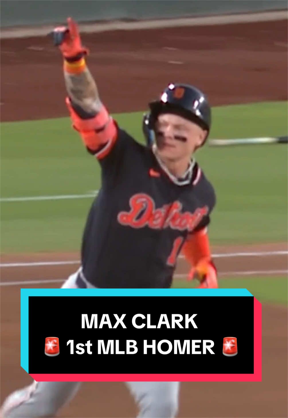 21-year-old rookie Max Clark hits his first Major League home run in his second MLB game! 🐯