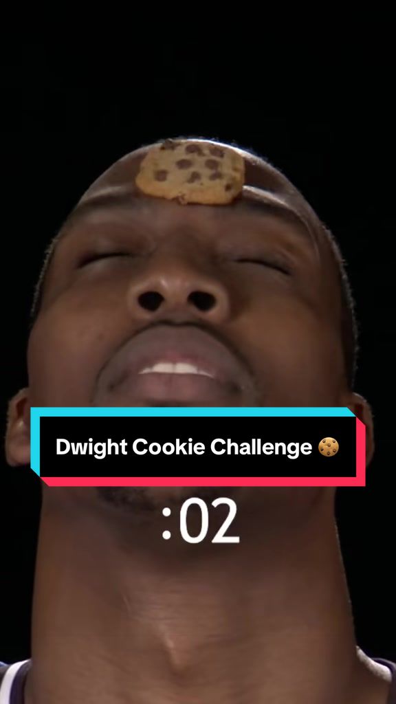 Dwight Howard doing the cookie challenge will never get old 🤣 
