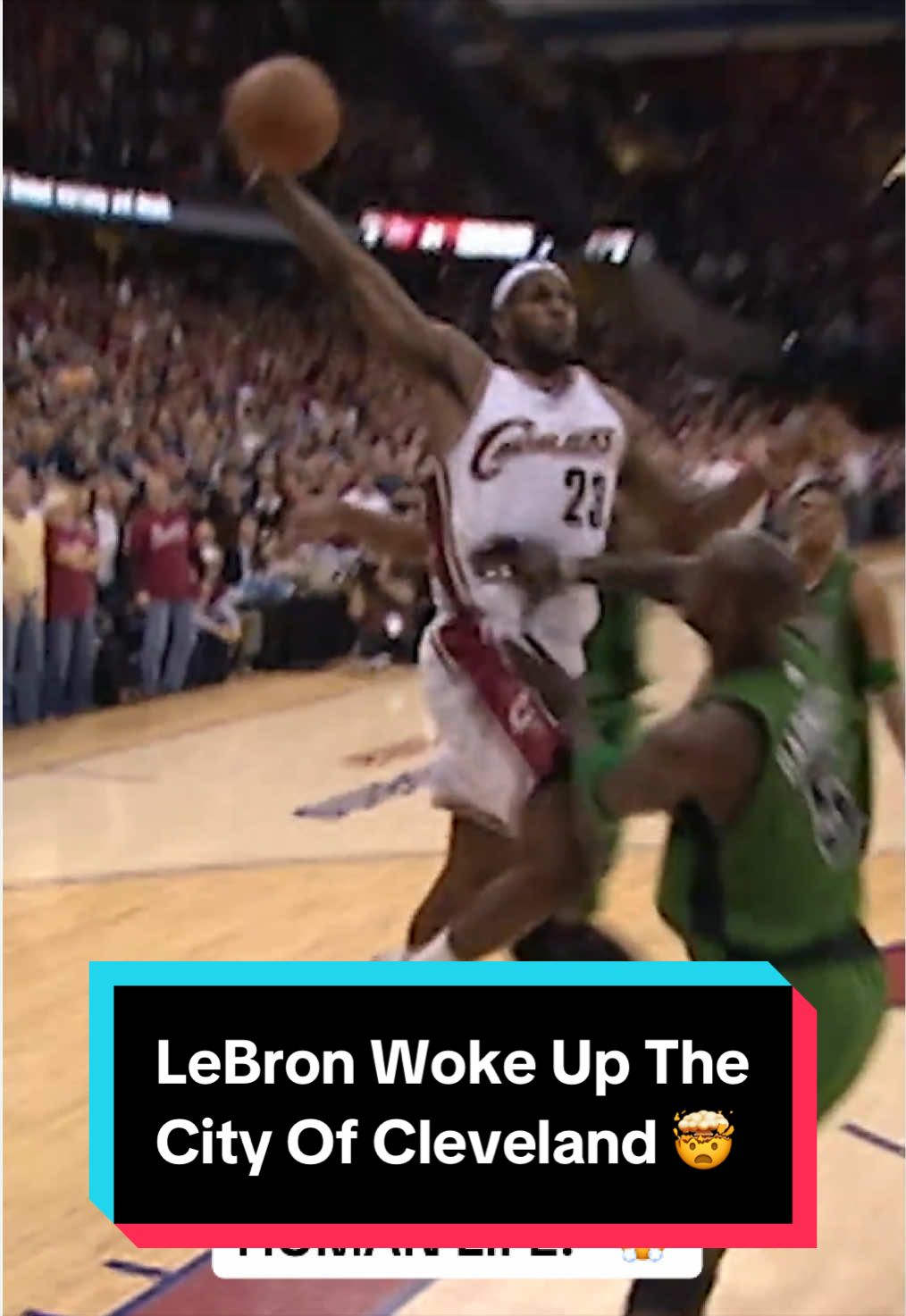 “With no regard for human life!”🫨 In Game 4 of the 2008 Eastern Conference Semifinals, LeBron threw down an unforgettable dunk 🤯 