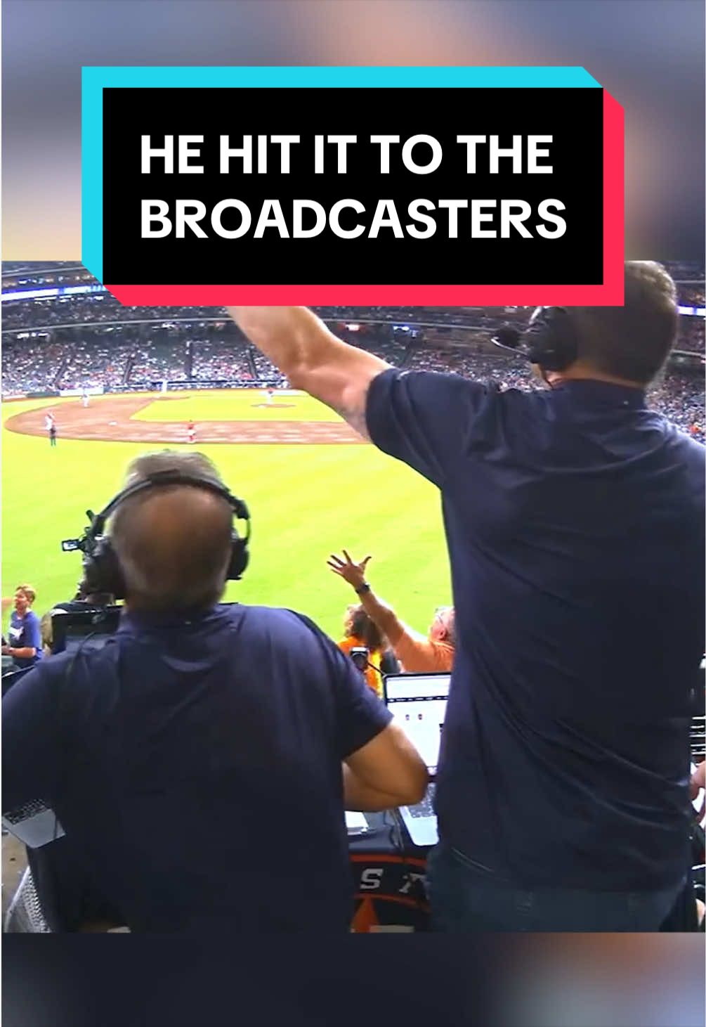 The Astros’ broadcasters are calling tonight's game from the Crawford Boxes and Christian Vázquez homered right at them! 🤣