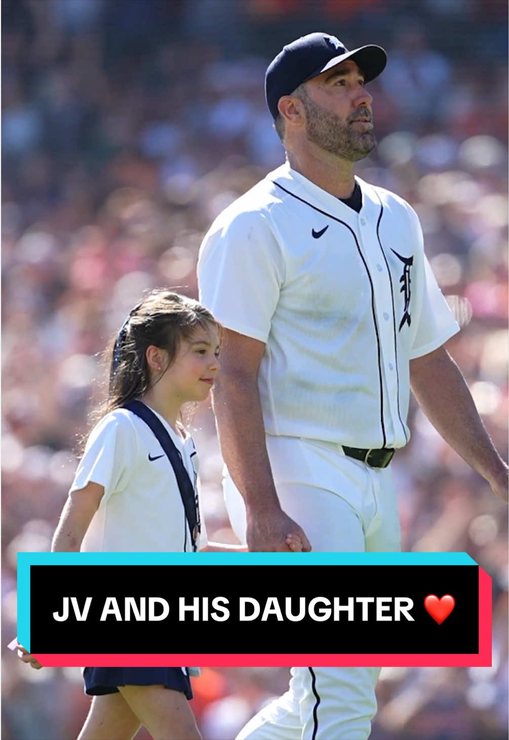 What a special moment for JV, his teammates and daughter ❤️