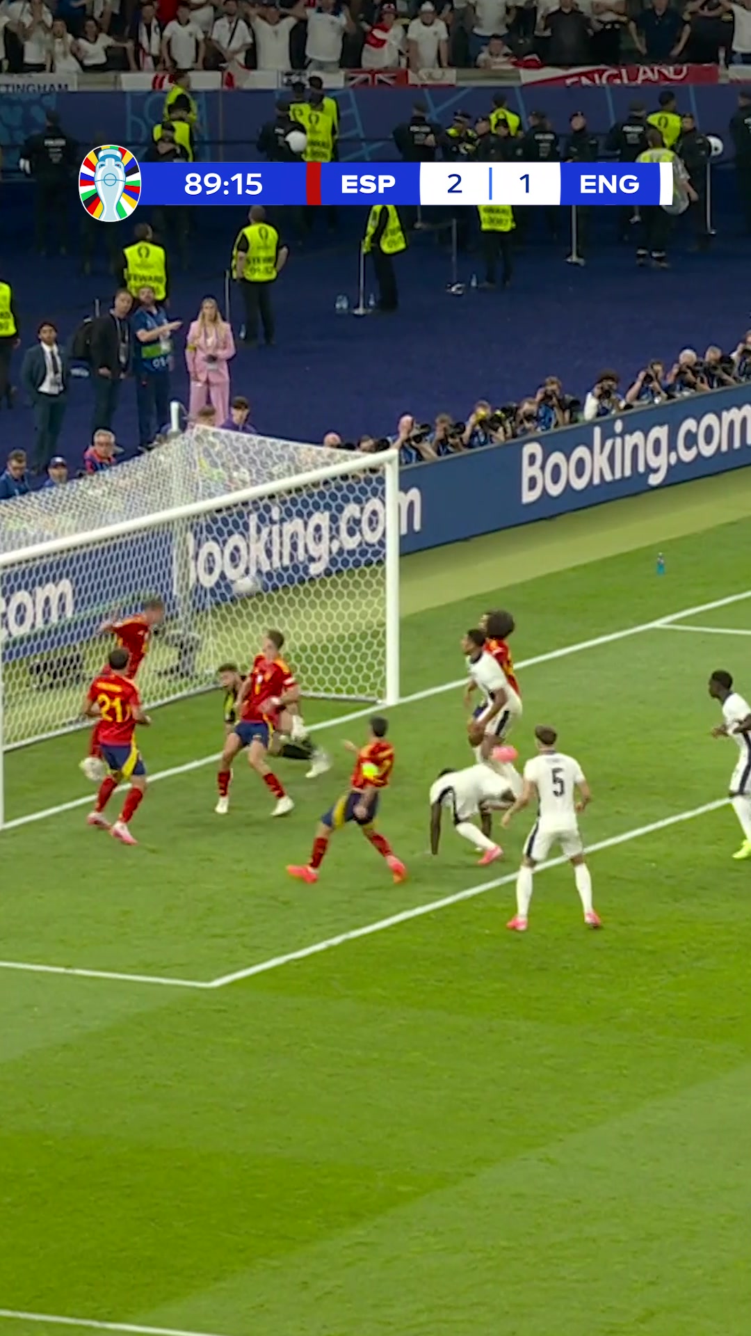 Dani Olmo coming up clutch 🇪🇸👏