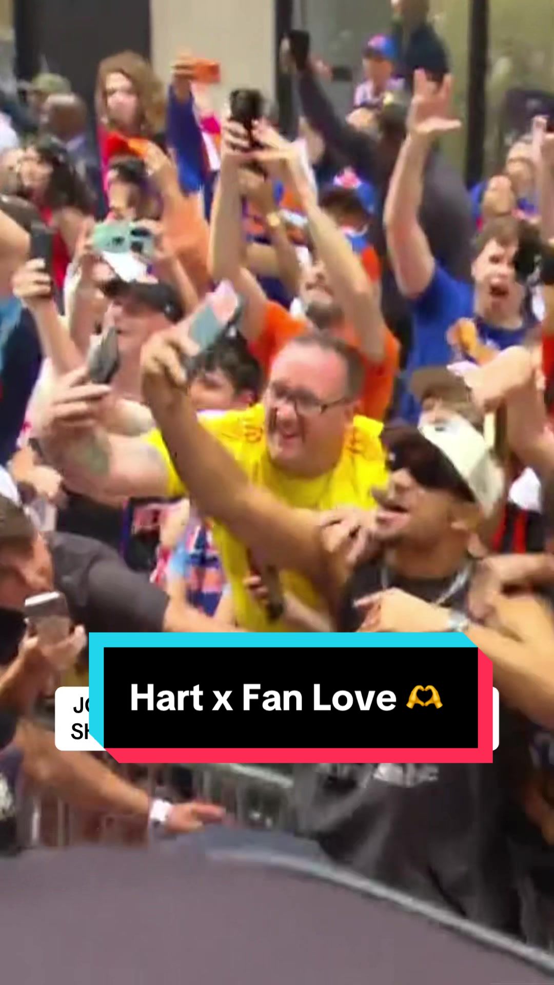 Josh Hart x fan love at the Knicks Championship Parade  ‼️🫶 