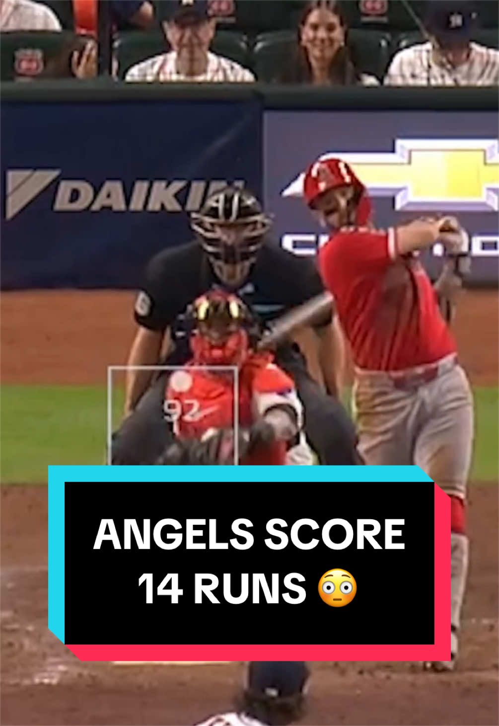 A 3-run dinger from Zach Neto puts the @Los Angeles Angels up 14-2 😮 
