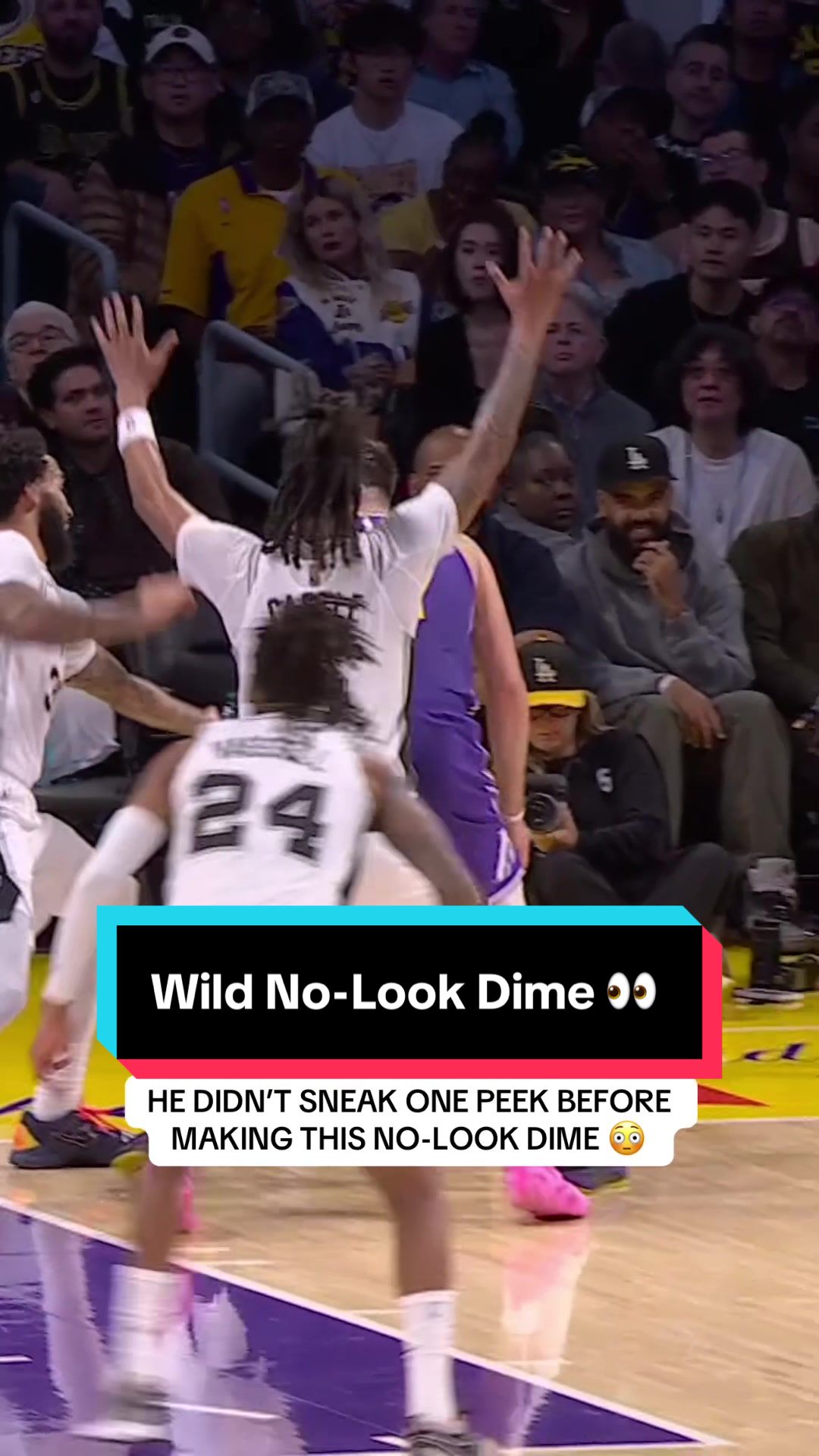 When Luka made this WILD no-look dime to Rui 🤩