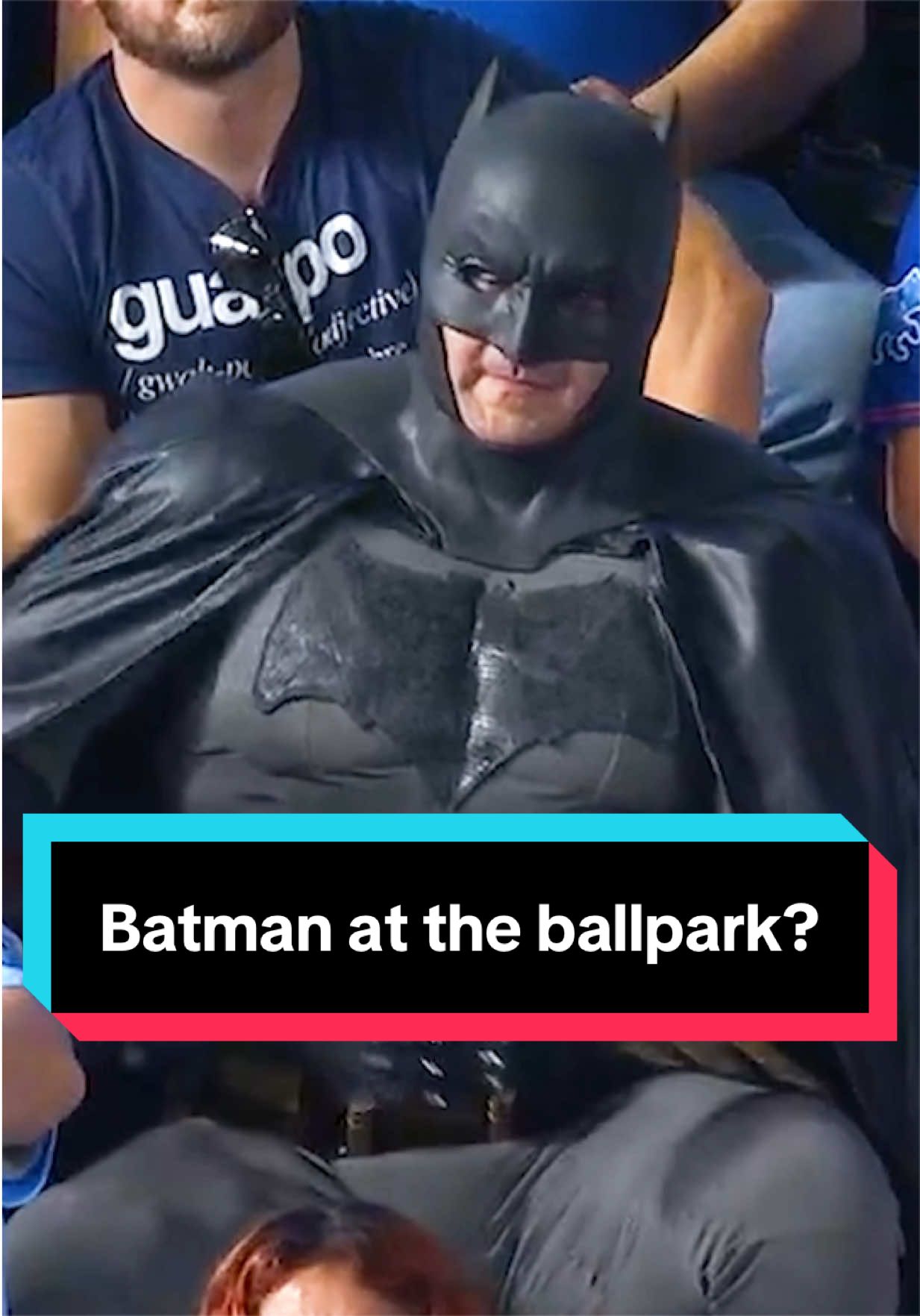 When you’re trying to enjoy a game at Wrigley Field but you have 457 more Riddler trophies to find 🫠 @Batman 
