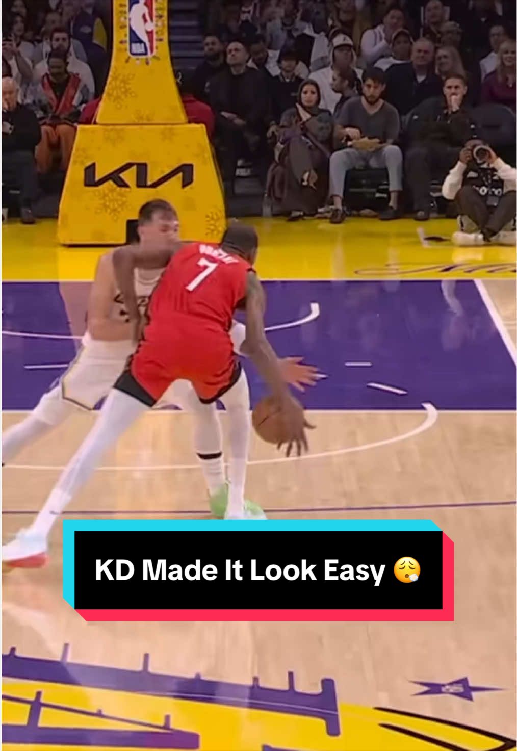 Celebrating KD’s 39th birthday with him threading the needle 🪡 