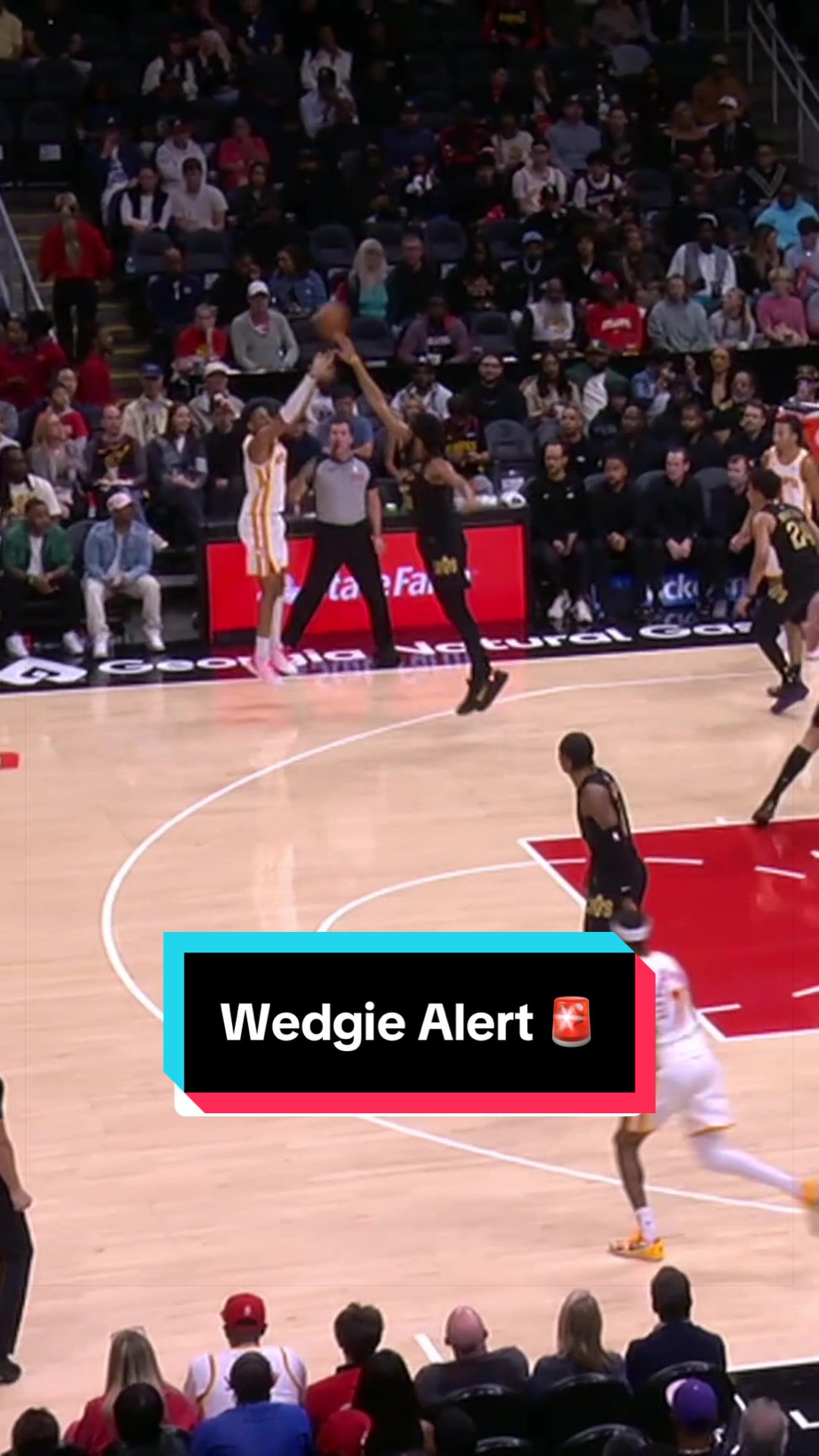 Clean wedgie from Andrew Wiggins 😂 