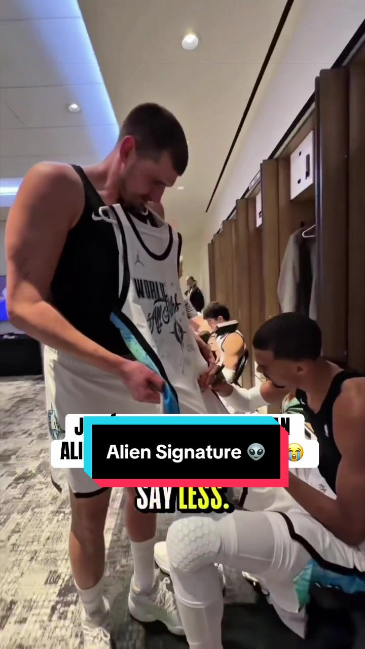 This moment from NBA All-Star 🃏👽