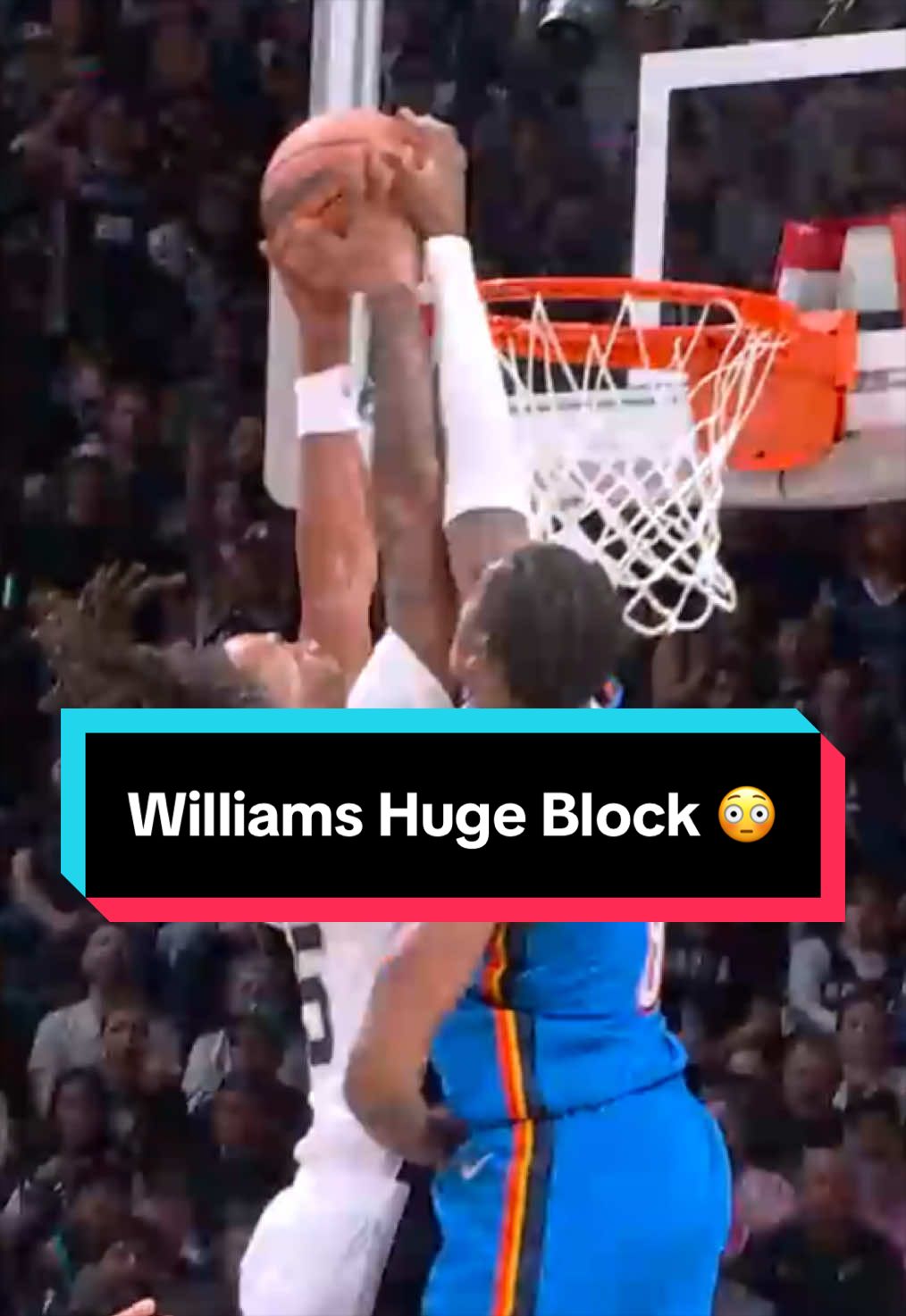 Williams was not letting that one go in ❌ 
