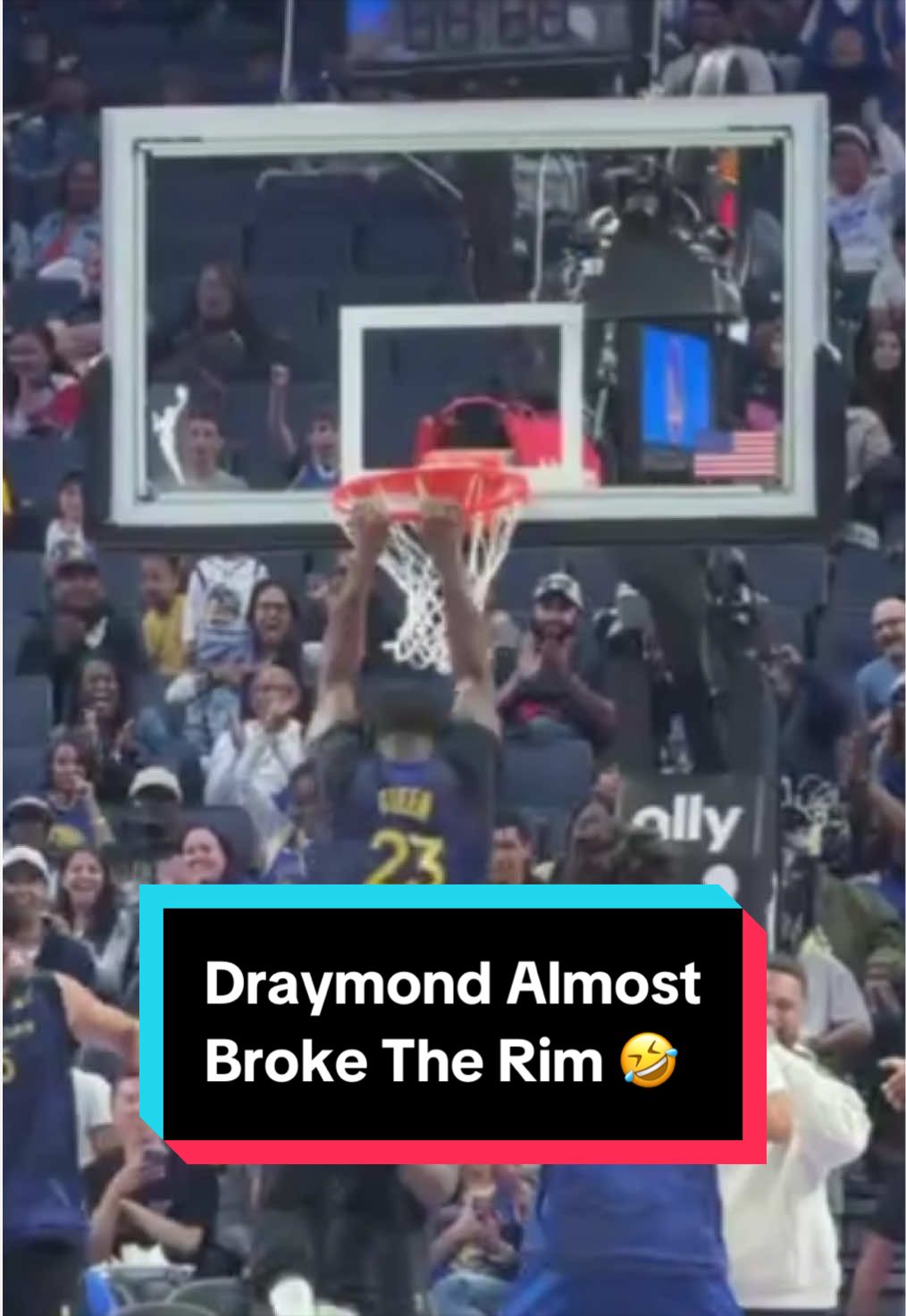 Warriors putting on a show at their open practice 😭🔥 