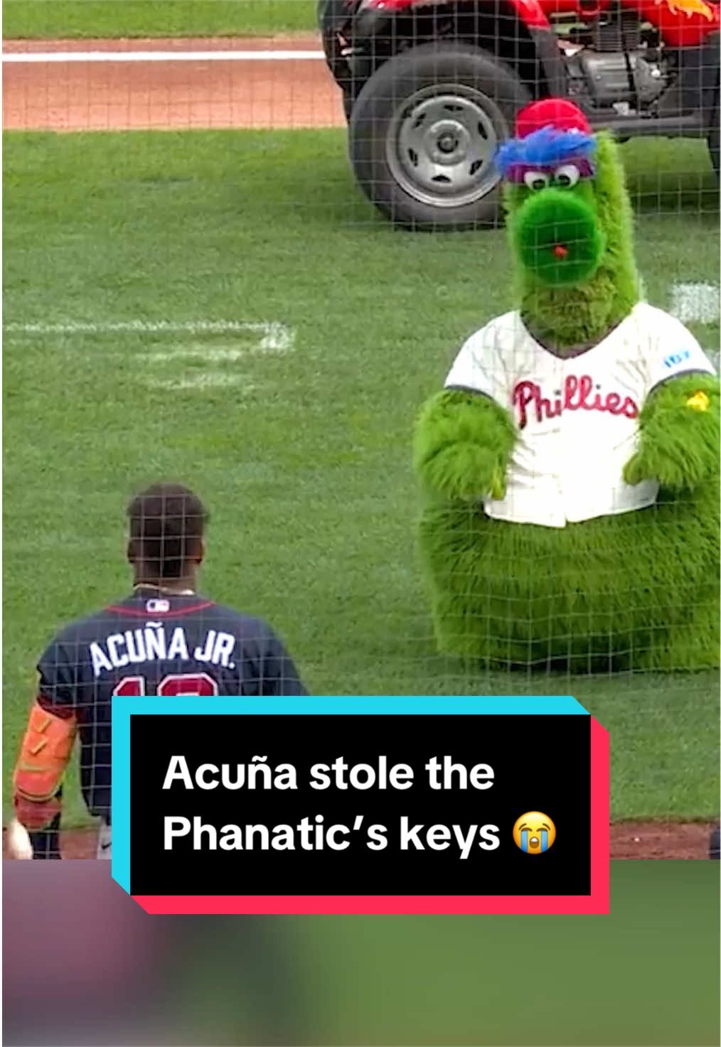 Ronald Acuña Jr. was not in a rush to give them back either 😂
