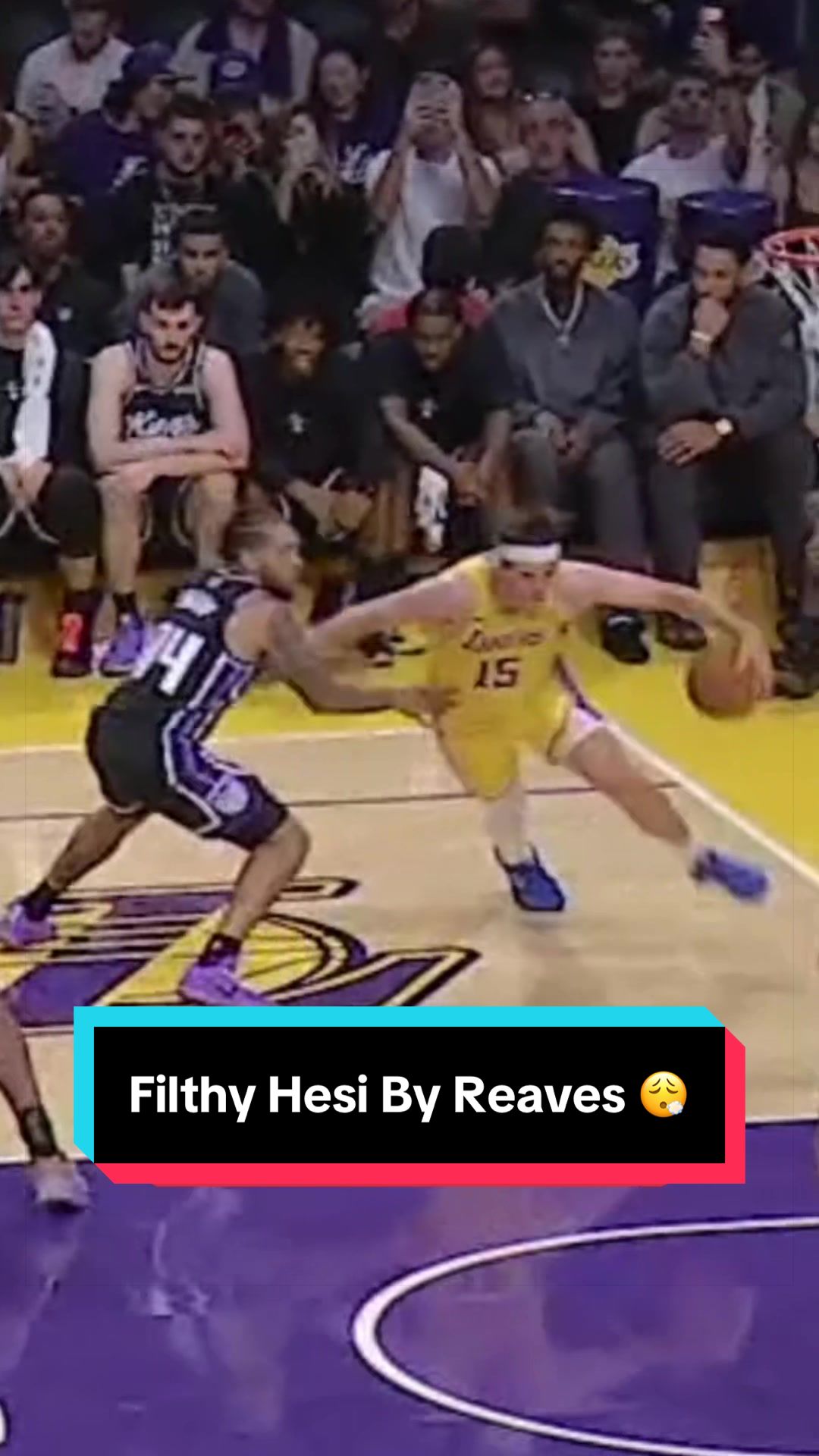 What a move by Austin Reaves 🙌 